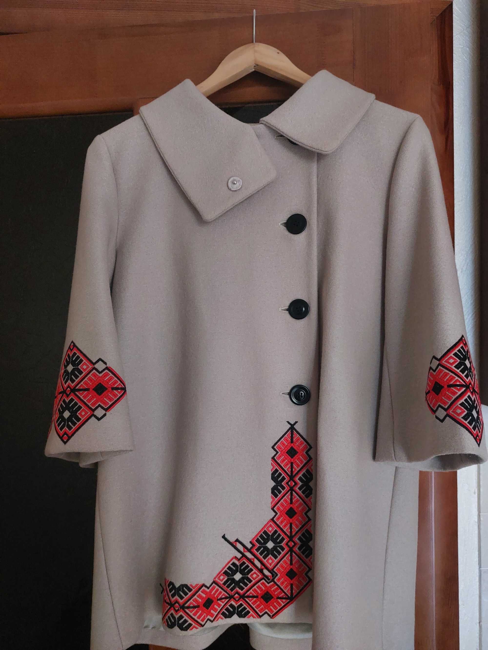 Пальто-піджак  від дизайнера Чернікова