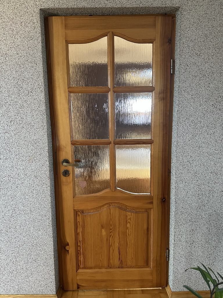 Drzwi wewnętrzne sosnowe