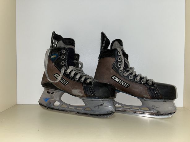 Хоккейные коньки BAUER NIKE SUPREME ONE90 (размер 38)
