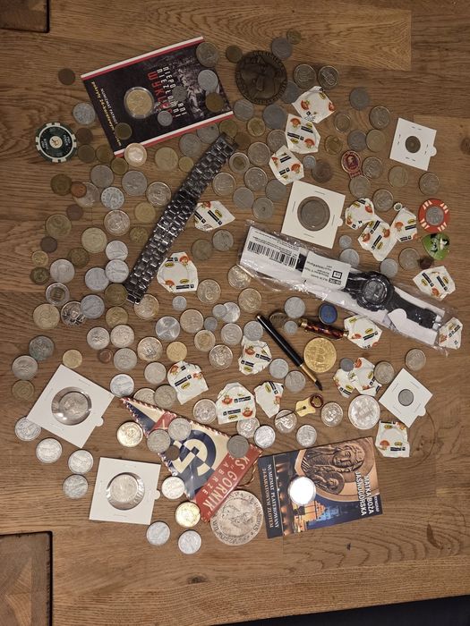 Monety i różności
