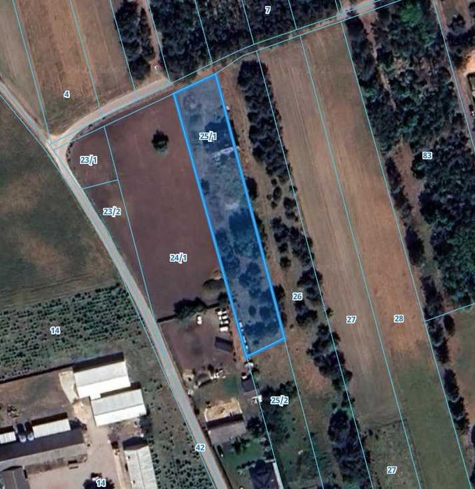 Działka 2300 m² + dom z dwoma wejściami, blisko do PKP