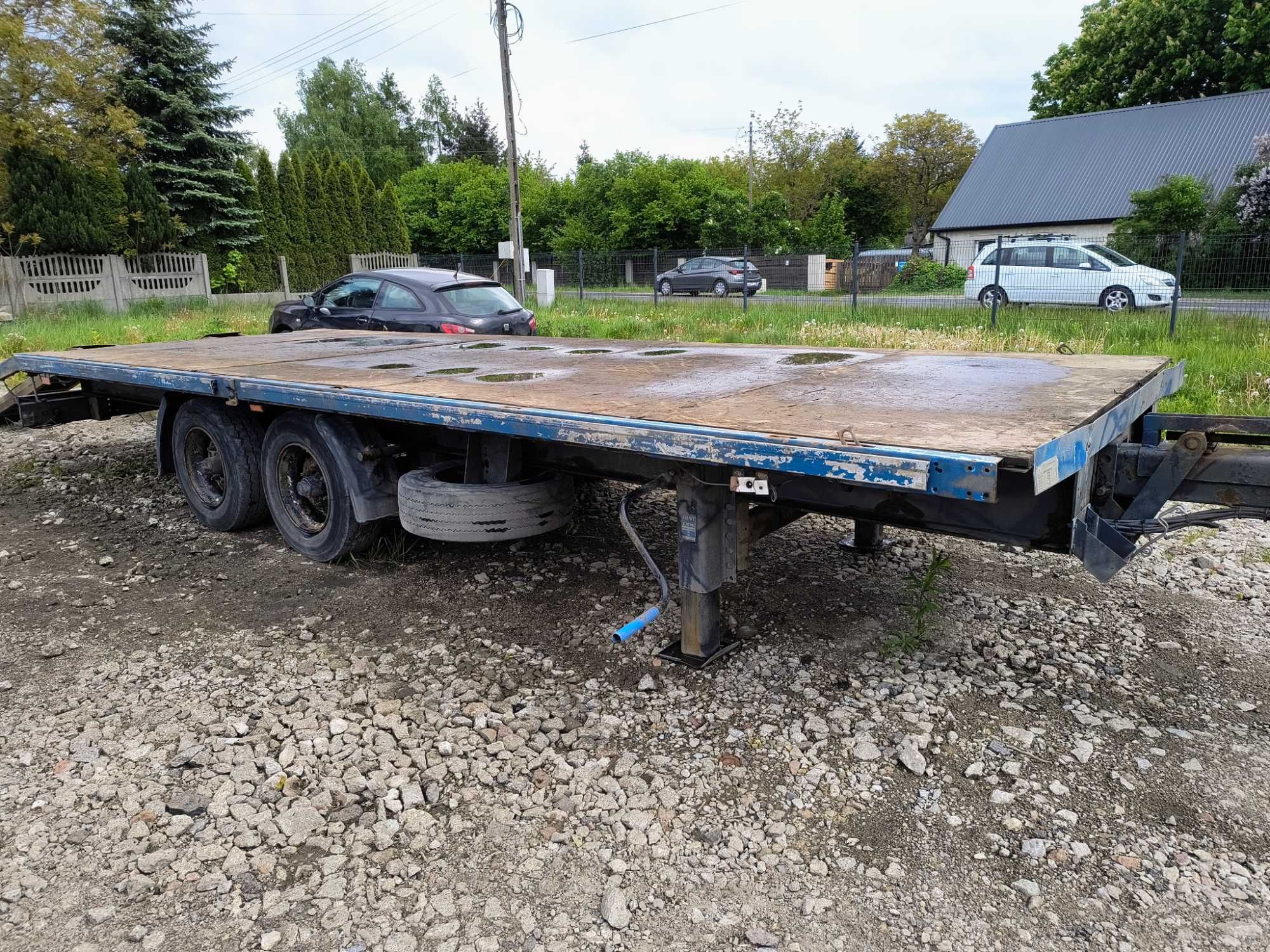 Laweta ciężarowa do transportu maszyn