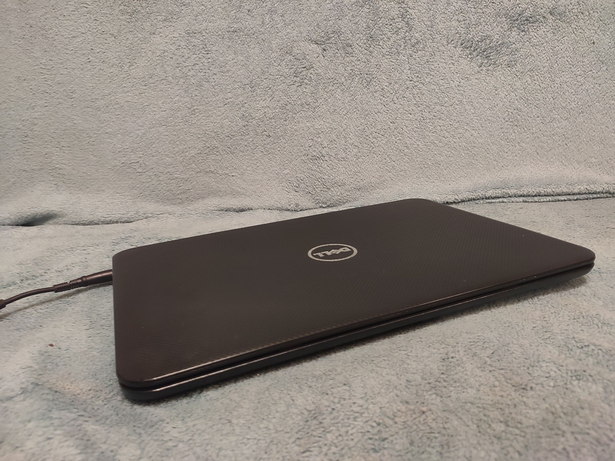 Laptop Dell Inspirion 3521 - uszkodzony