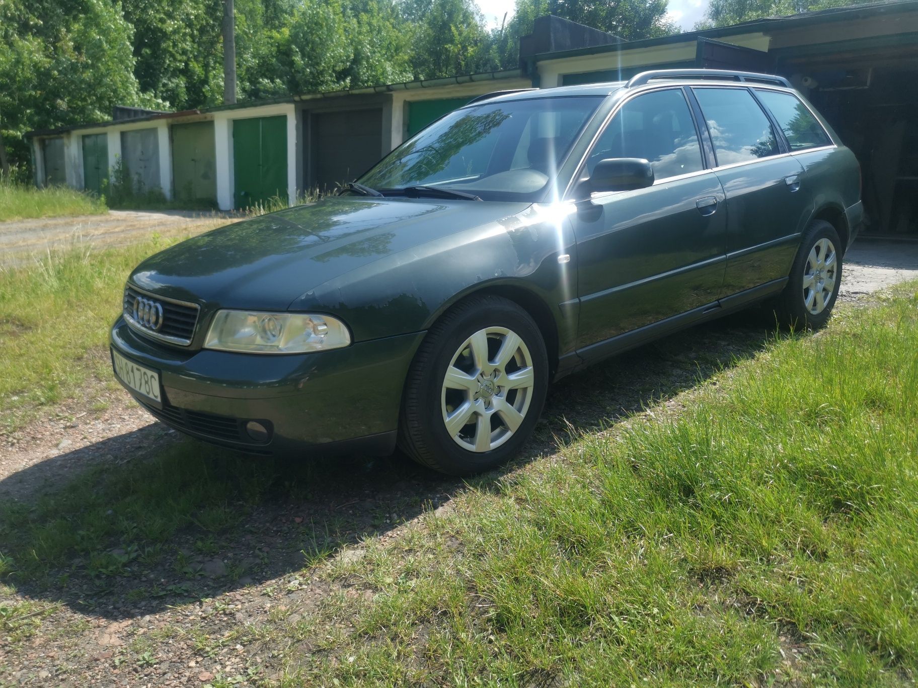 Audi a4b5 avant quatrro, 1999r, 2.4 lpg 350tys