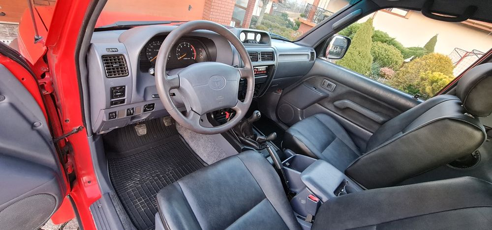 Toyota Land Cruiser J90 3.4 V6 178 KM Benzyna 4x4 Off Road Wyciągarka