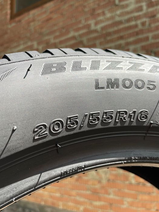 205/55 R16 BRIDGESTONE BLIZZAK LM005 (80-90% протектор) Зима 215 60 65