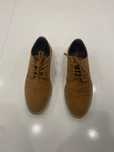 Sapatos Castanhos