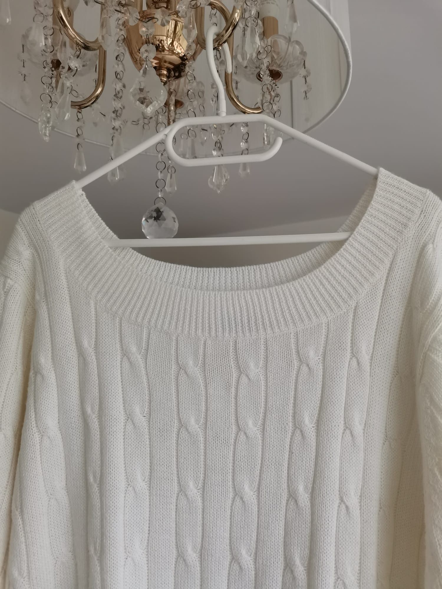 Sweterek sweter jasny ecru kremowy falbanka Special Collection XL