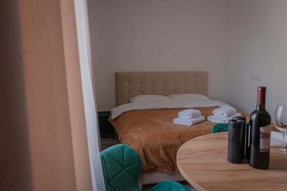 Квартира подобово та погодинно №16