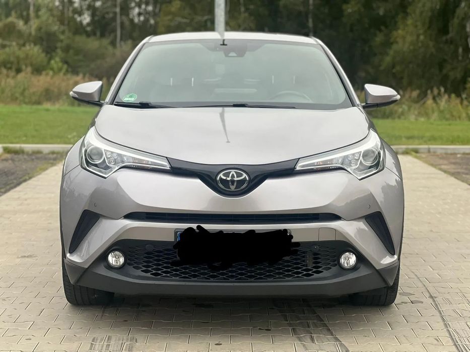 Toyota C-HR Toyota C-HR 2017 • 1.2 Benzyna • Manual • Launch • Serwisowana