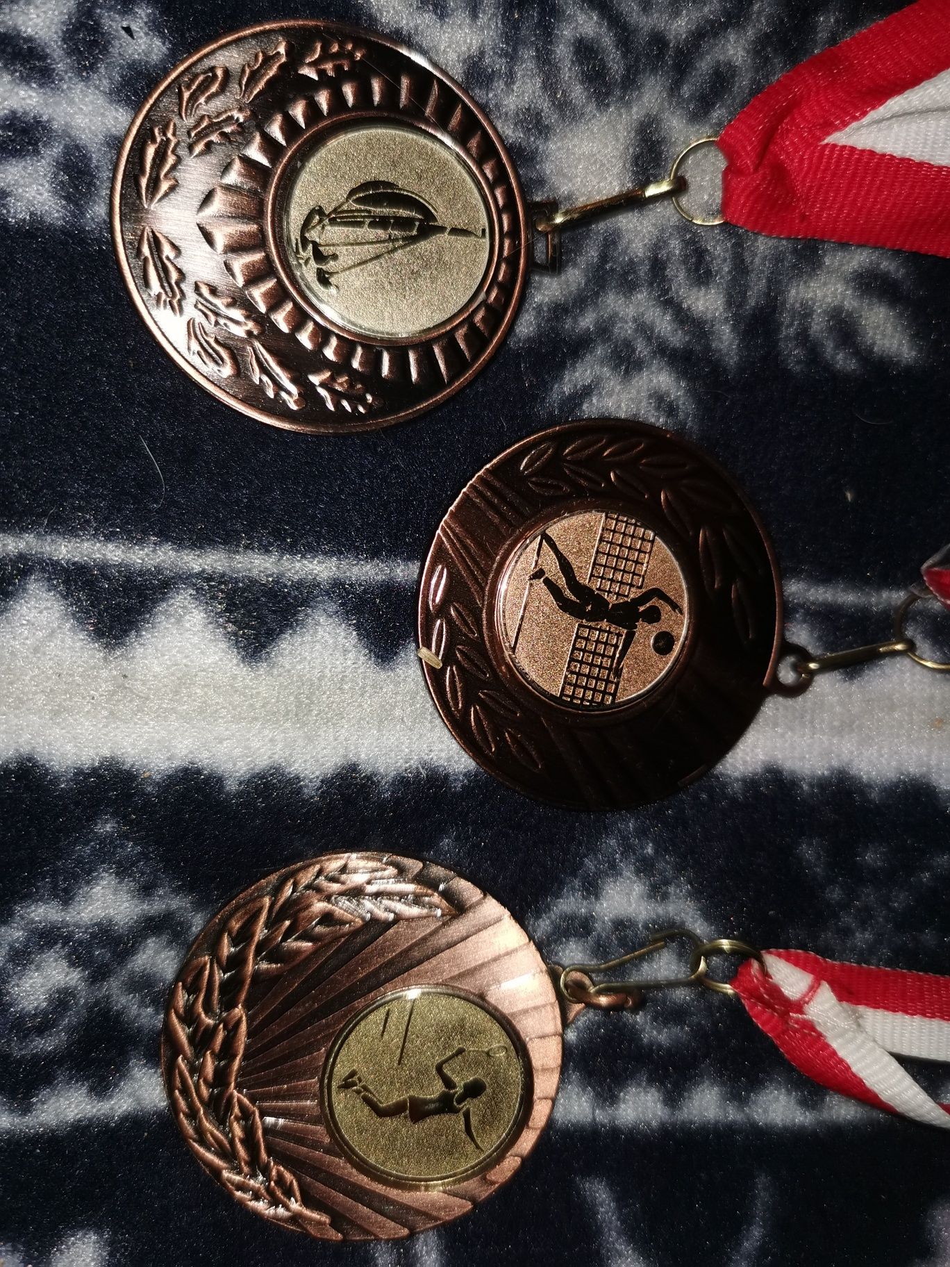 Medale sportowe tenis siatkówka żeglarstwo strzelectwo