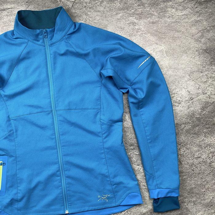 ARCTERYX софтшел куртка вітровка жіноча рефлективна M size кофта y2k