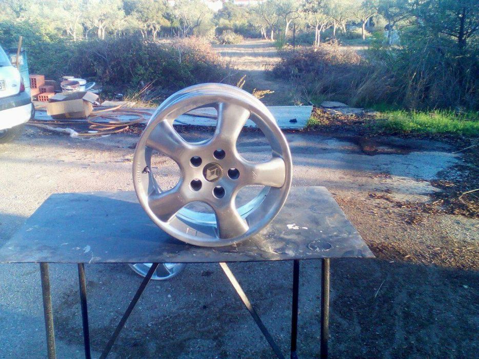 Para peças KIA CARNIVAL 2.9TDi ano 2001 7 lugares envio por CTT à cobr