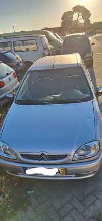 Citroën Saxo 1.5D com ar condicionado