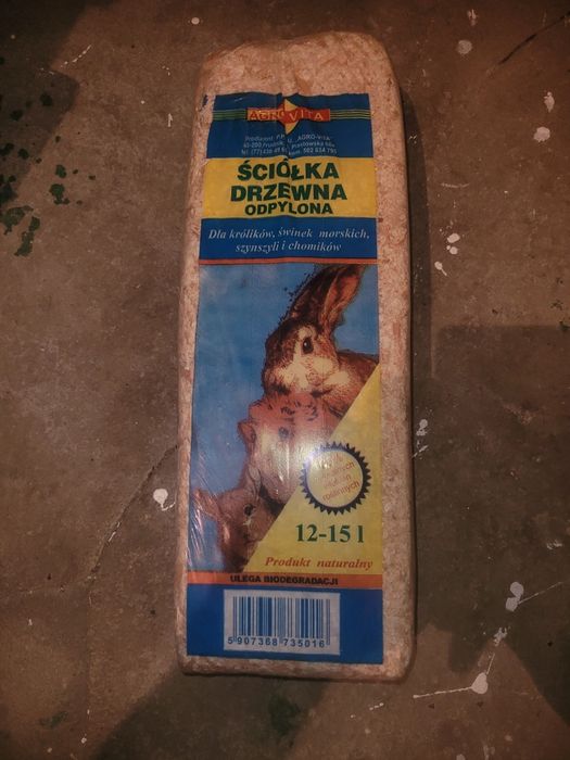 Ściółka/ trociny drzewne odpylone – 12-15 l, 8 sztuk