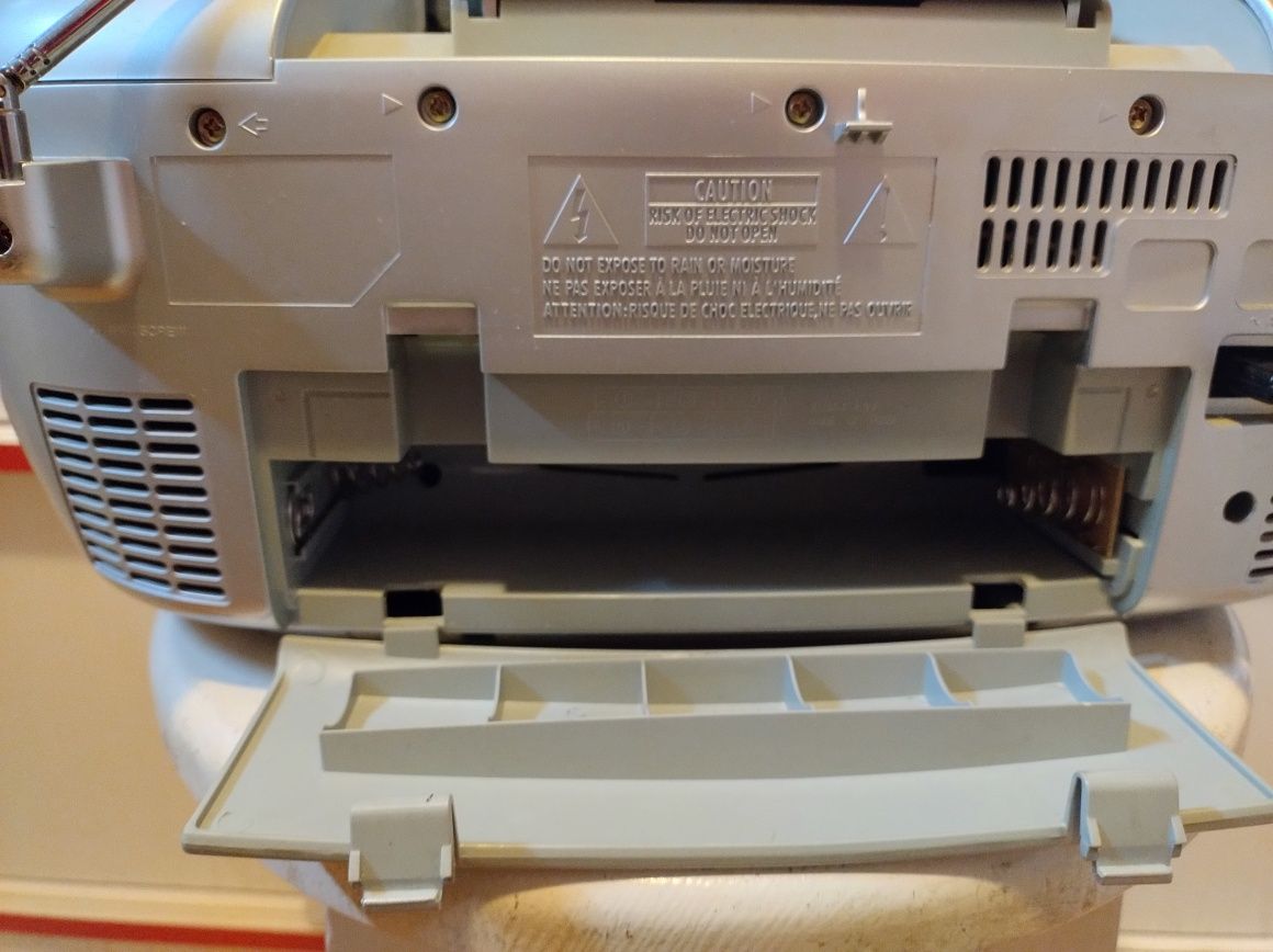 Radiomagnetofon JVC