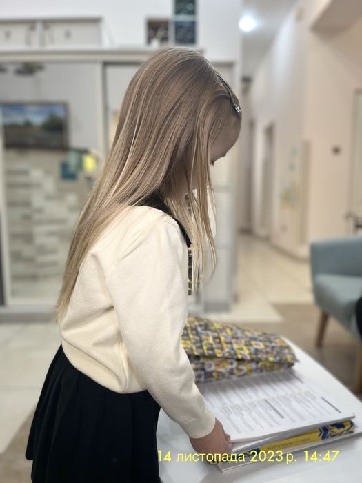 Одяг для дівчинки