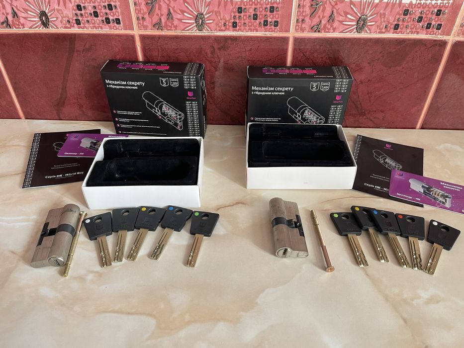 Циліндр замка лічинка Шерлок HK 70 (35х35) SN цилиндровый механизм