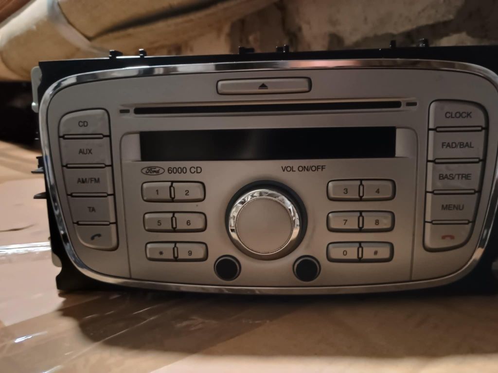 Radio  z  CD do Ford Focus