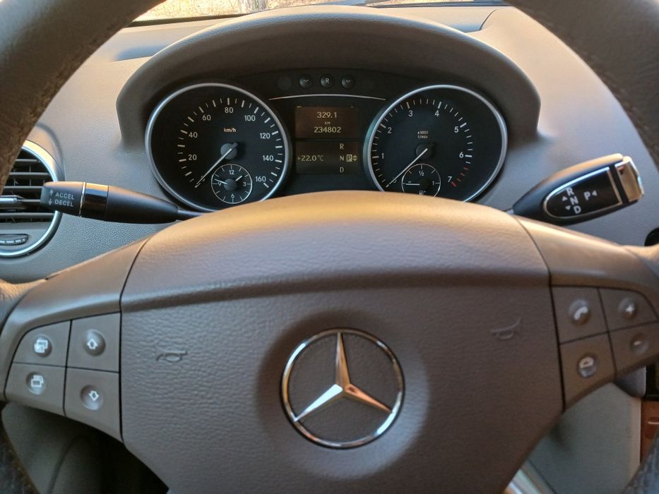 Продам Mercedes ML350