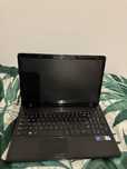 Laptop Samsung 15,6 Intel Pentium 12 GB RAM Windows 10 do pracy nauki