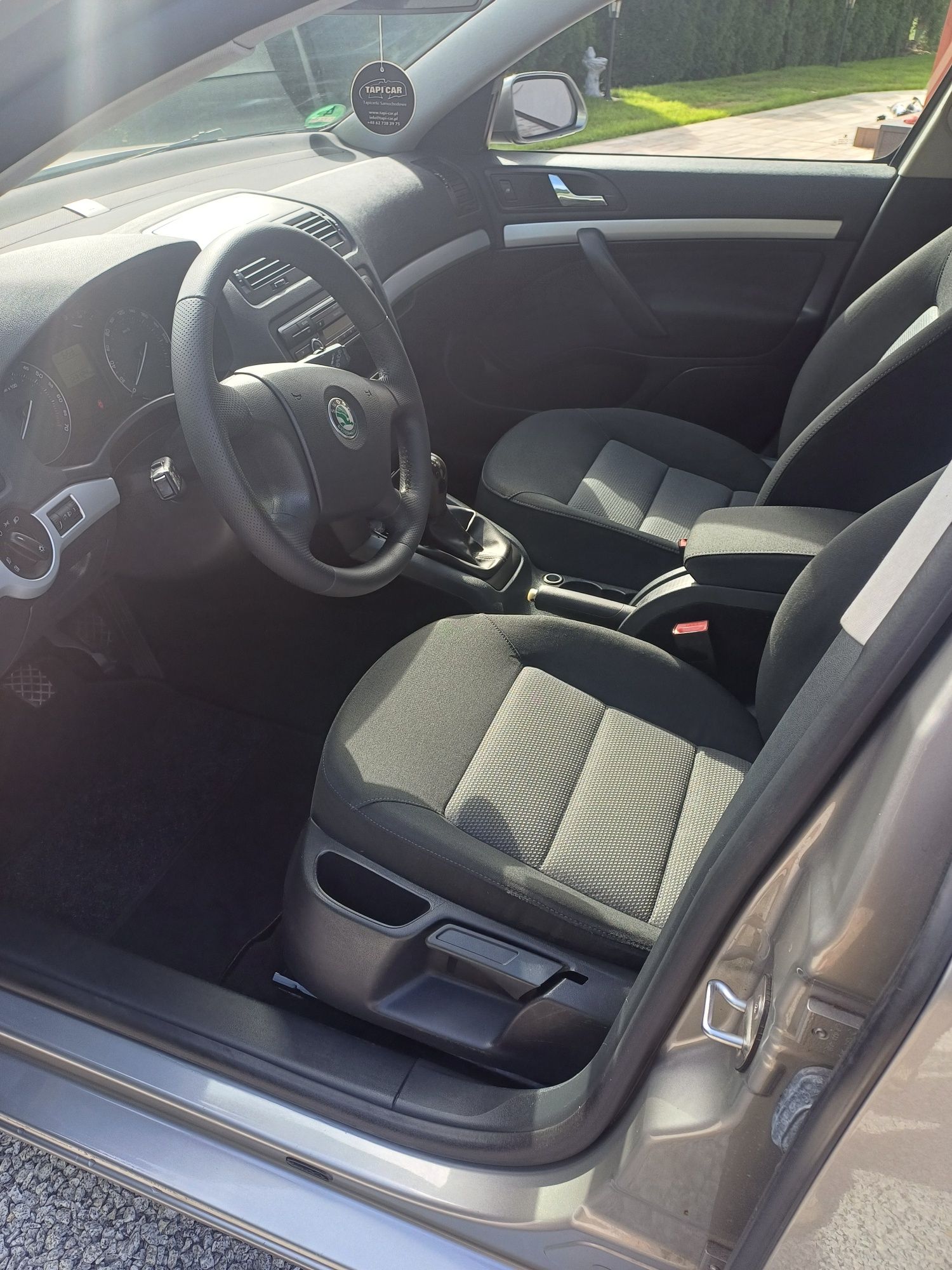 Sprzedam skoda octavia 2008r 1.6 mpi 123 tys km.