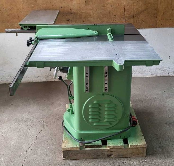 Pilarka Frommia 630 z wózkiem, piła tarczowa, formatowa, silnik 3.0 KW