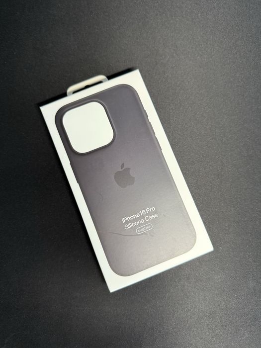 Чехлы AMAZINGthing  Pitaka Apple Benks Spigen Cyrill Kajuk новые