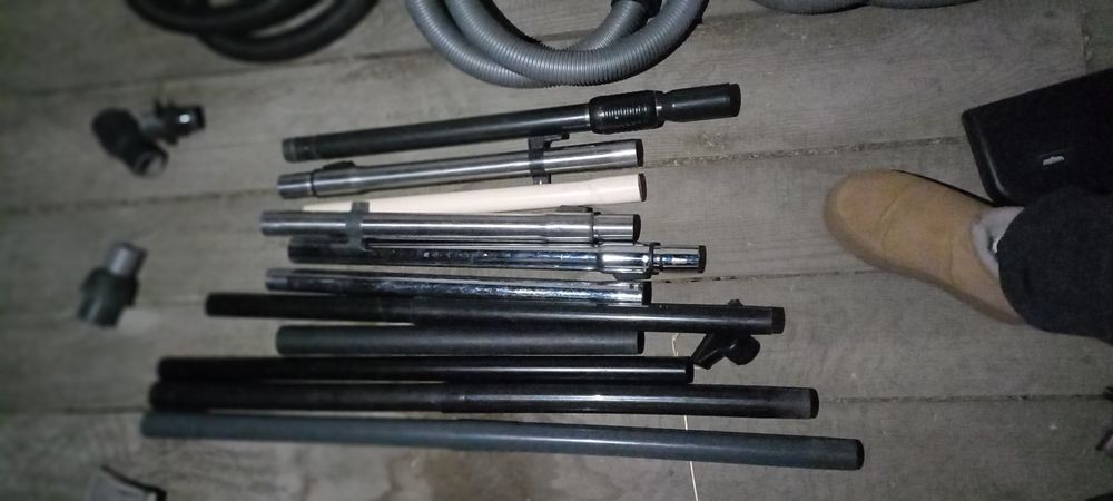 Терміново,Пилососні шланги, труби, щітки