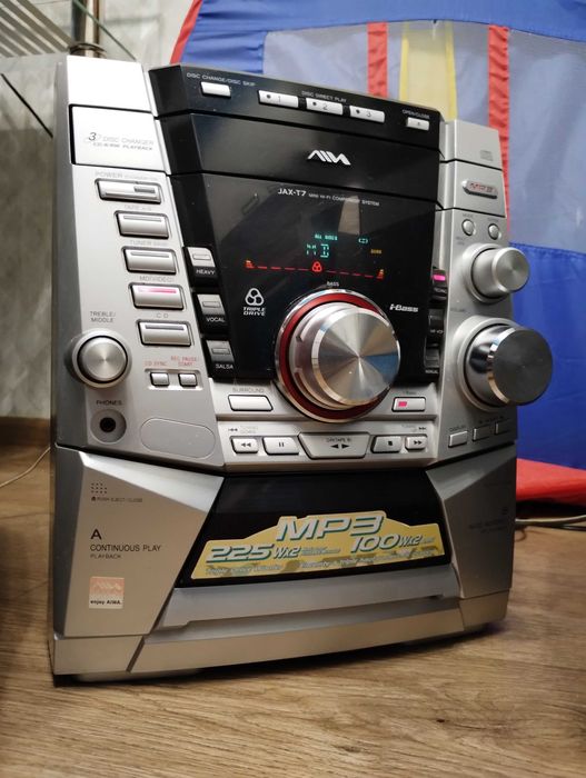 Потужний муз центр 1000 Вт ( Блютуз - AUX ) Сабвуферы в колонках