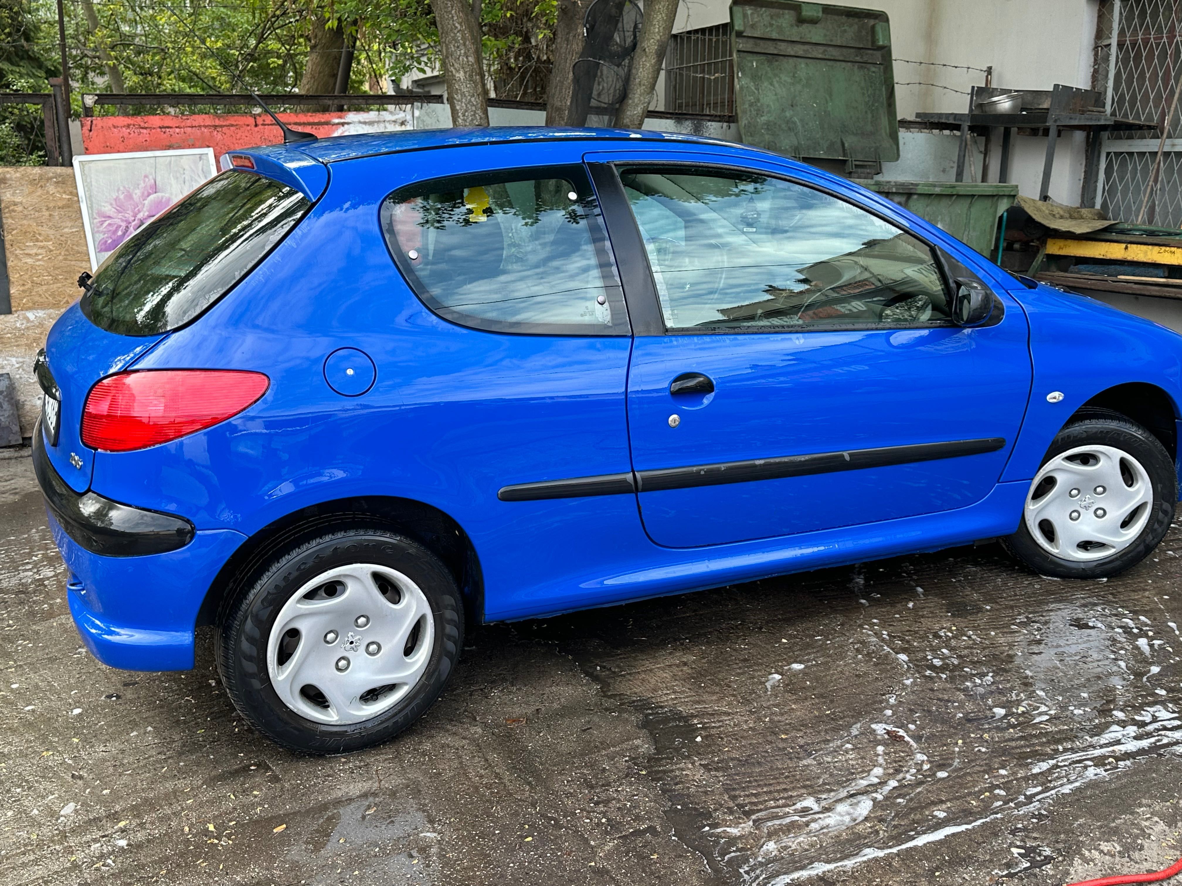 Peugeot 206  1.4 Color-line 2001 r