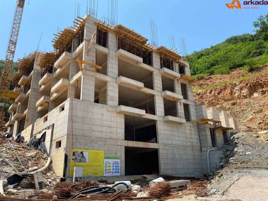 Продам 1к. квартиру в Чорногорії (Будва) з видом на море та ліс!!!46м2