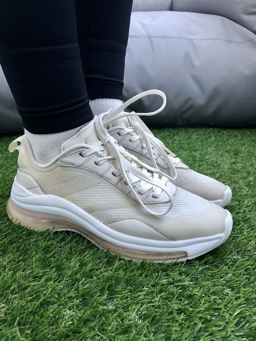 Жіночі Кросівки Tommy Hilfiger