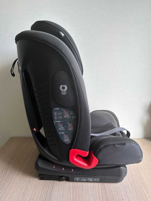 Автокресло Joie Bold