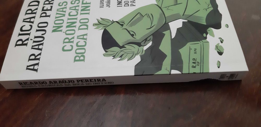 LIVRO - Novas cronicas da boca do inferno - Ricardo Araujo Pereira