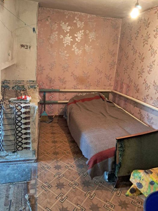 Сдам времянку в центре Кулебовки, район 12 школы.