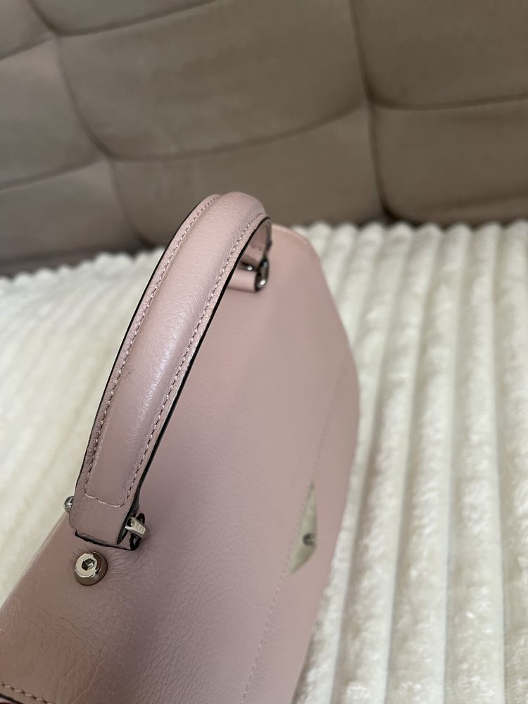 Coccinelle B14 medium