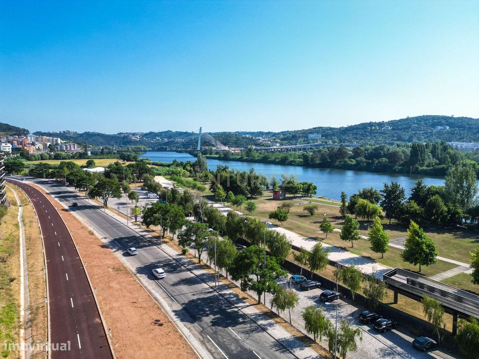 T3 com vista para o Rio Mondego