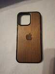 Nowe etui drewniane iPhone 16 pro max