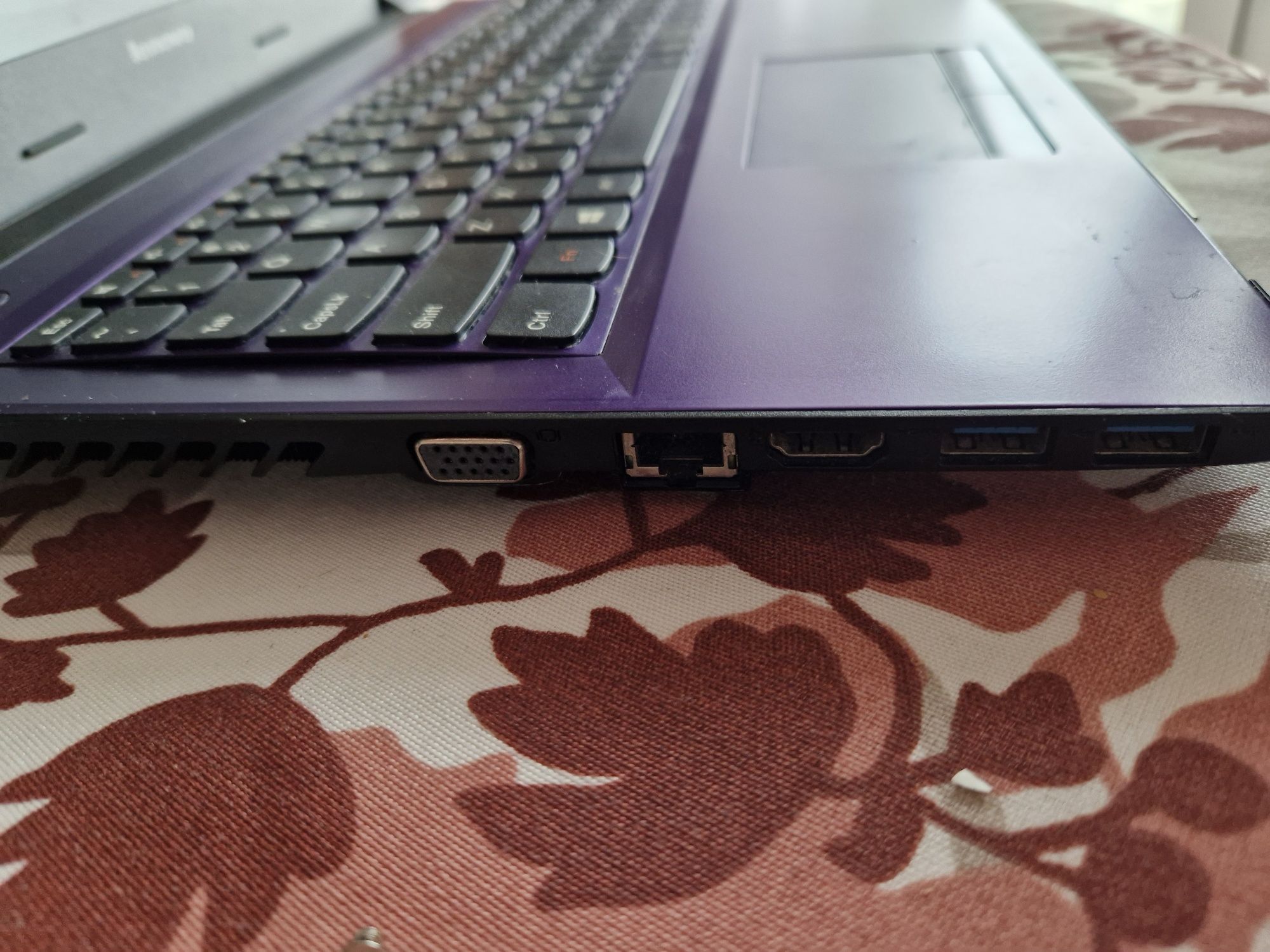 Lenovo ideapad 305-15