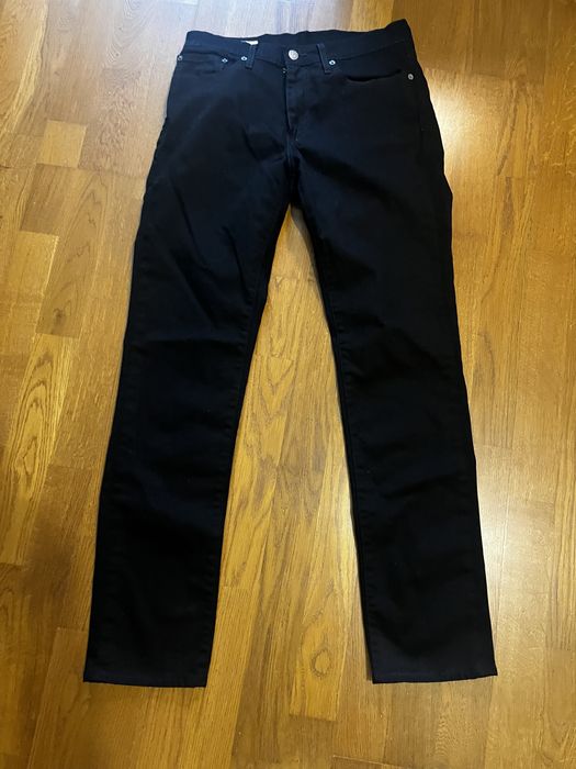 Nowe Levis 511 prosty krój.