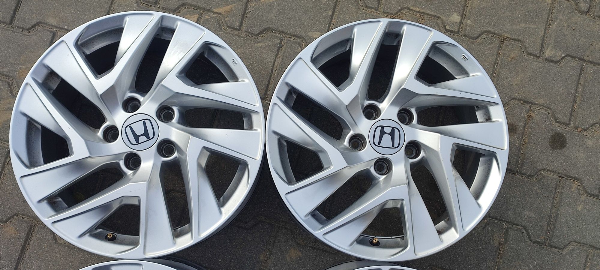 17" 7J 5x114.3 Komplet felg aluminiowych Honda