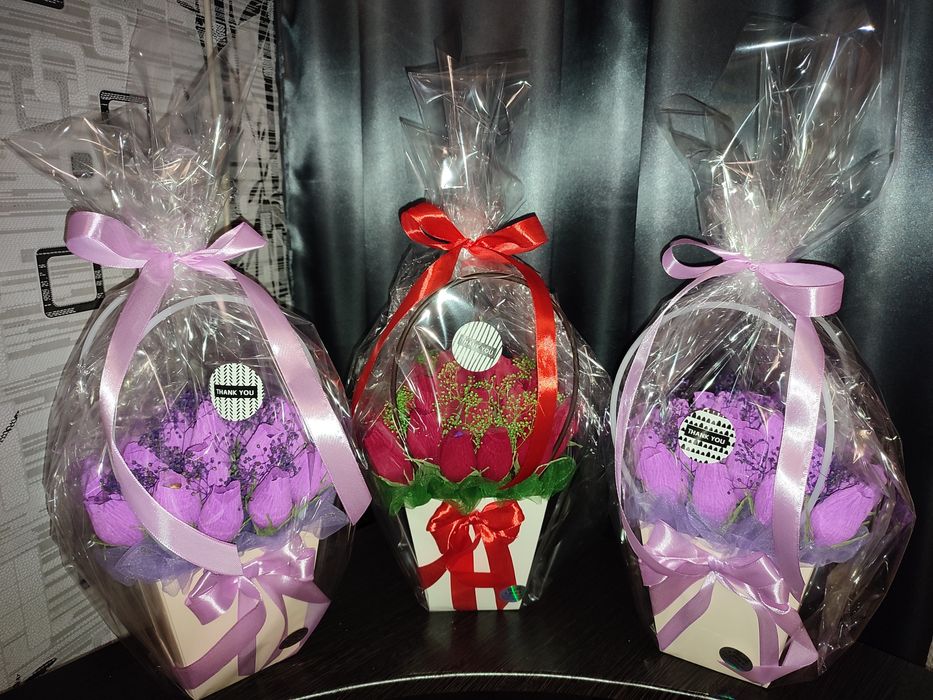 Букети із цукерок!Солодкі букети!Сладкие букеты!Солодкий подарунок!