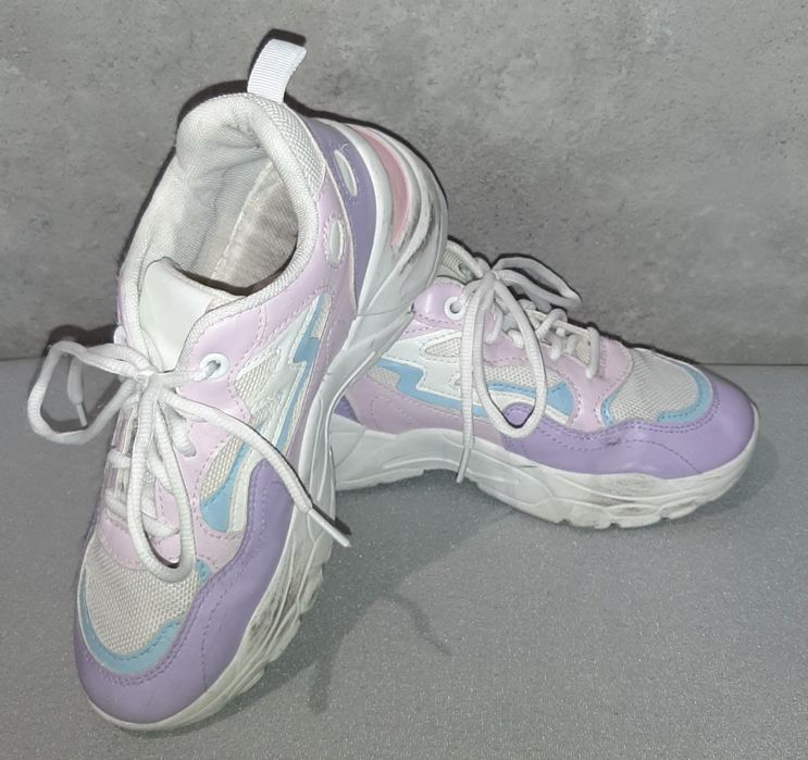 Sneakers, buty sportowe rozmiar 36