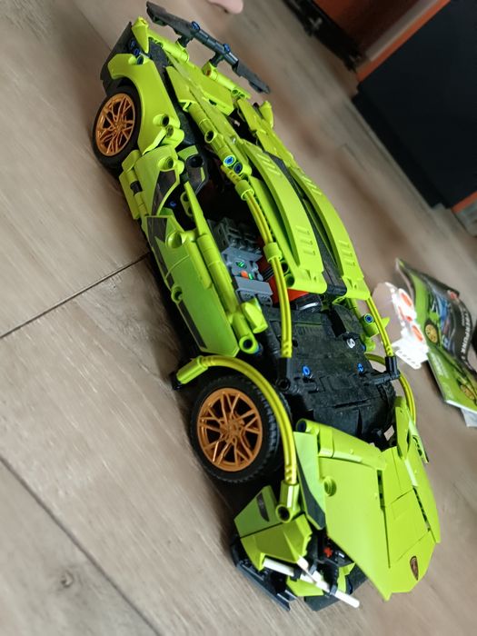 Auto sportowe zdalnie sterowane na pilota i telefon klocki lego techni