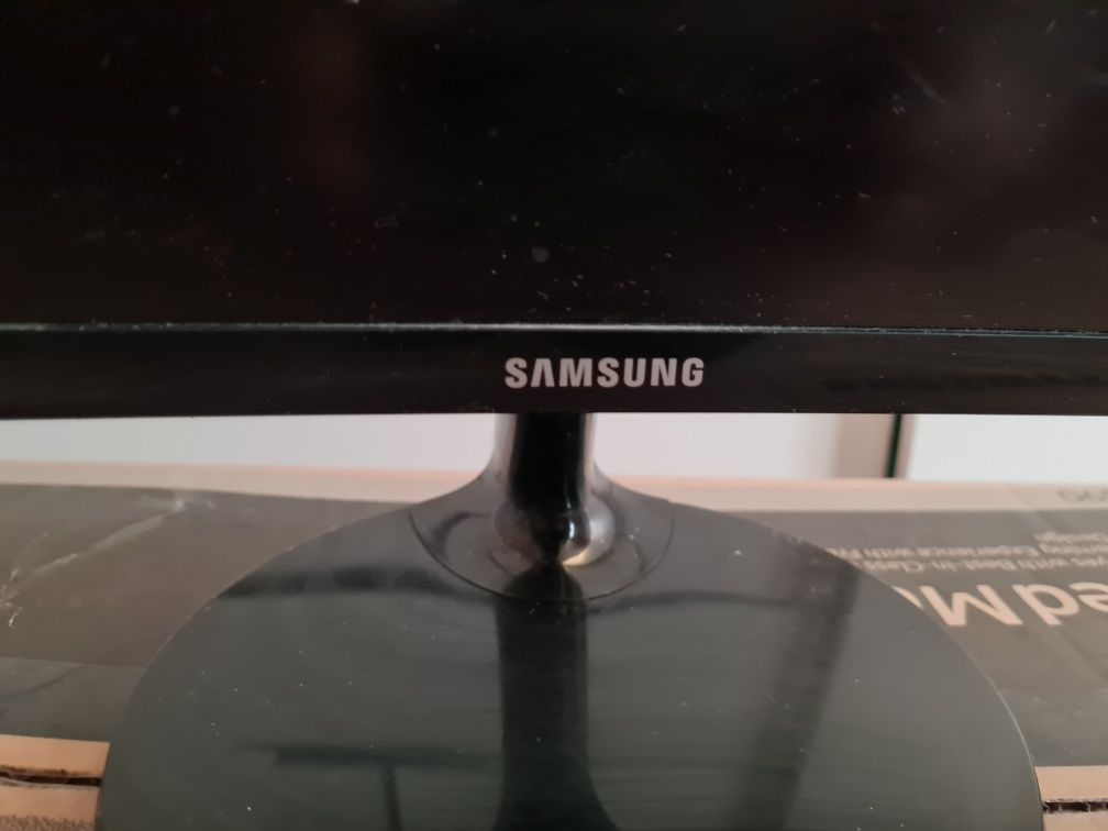 Монітор Samsung 24