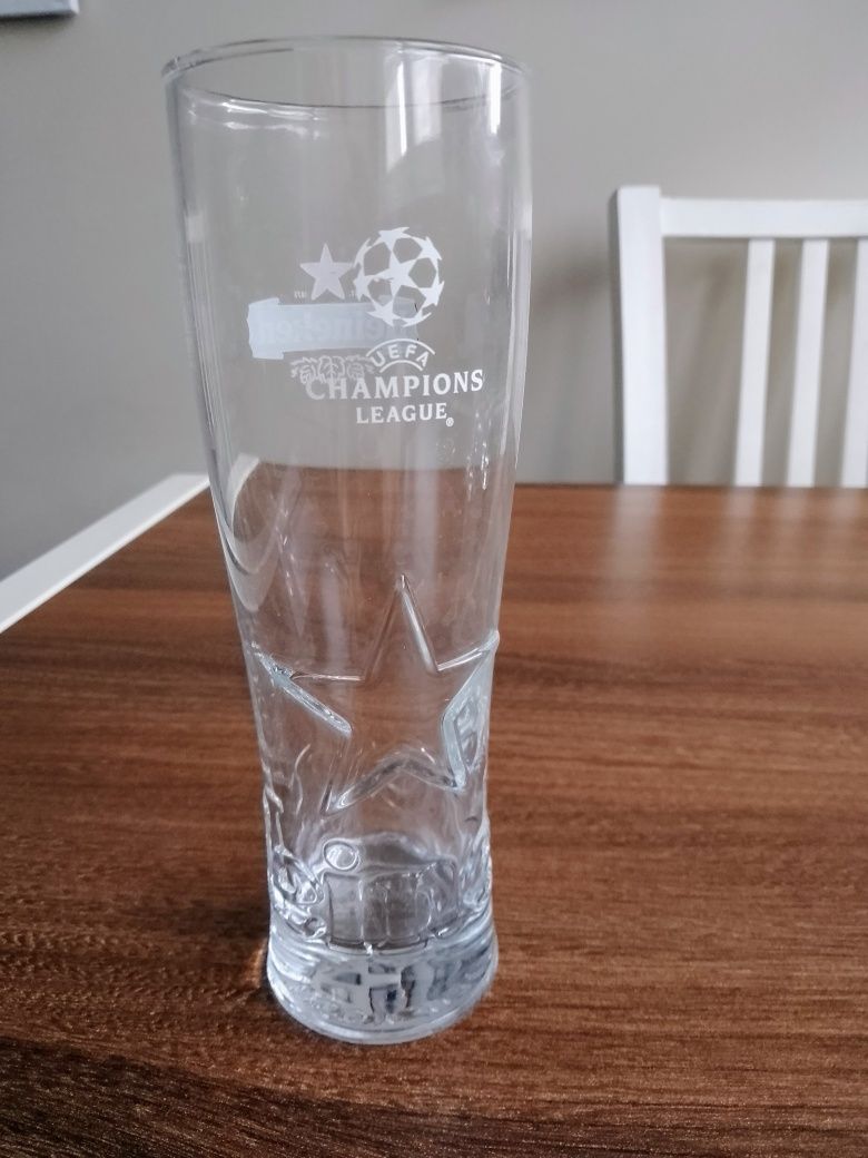 Kufel Heineken UEFA, poj. 0,25 l