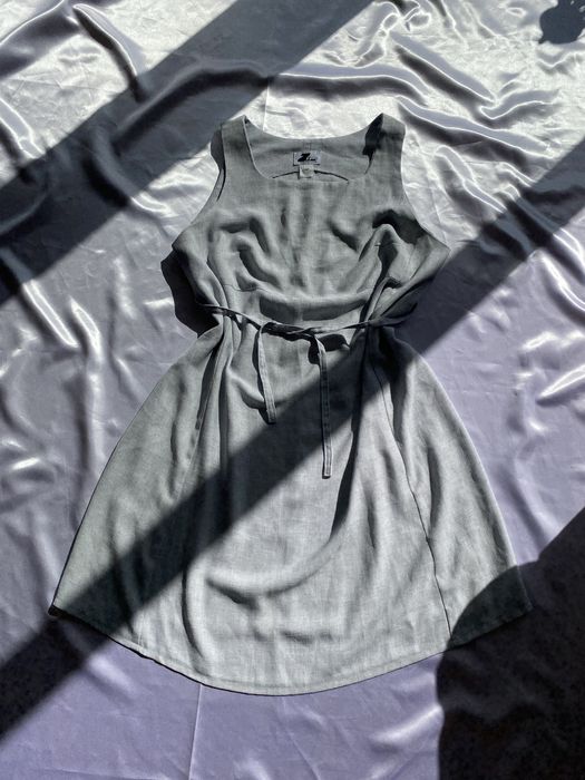 Szara sukienka z wiązaniem w pasie ciążowa M 38 basic zim