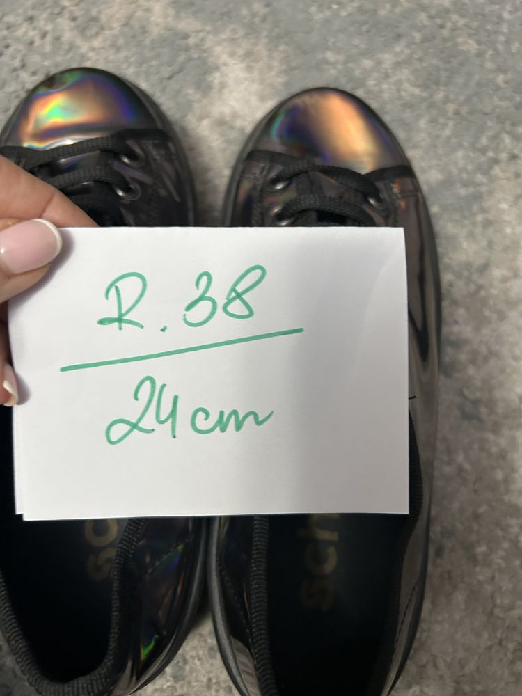 Buty sneakersy na koturnie holograficzne damskie Schuh r 38