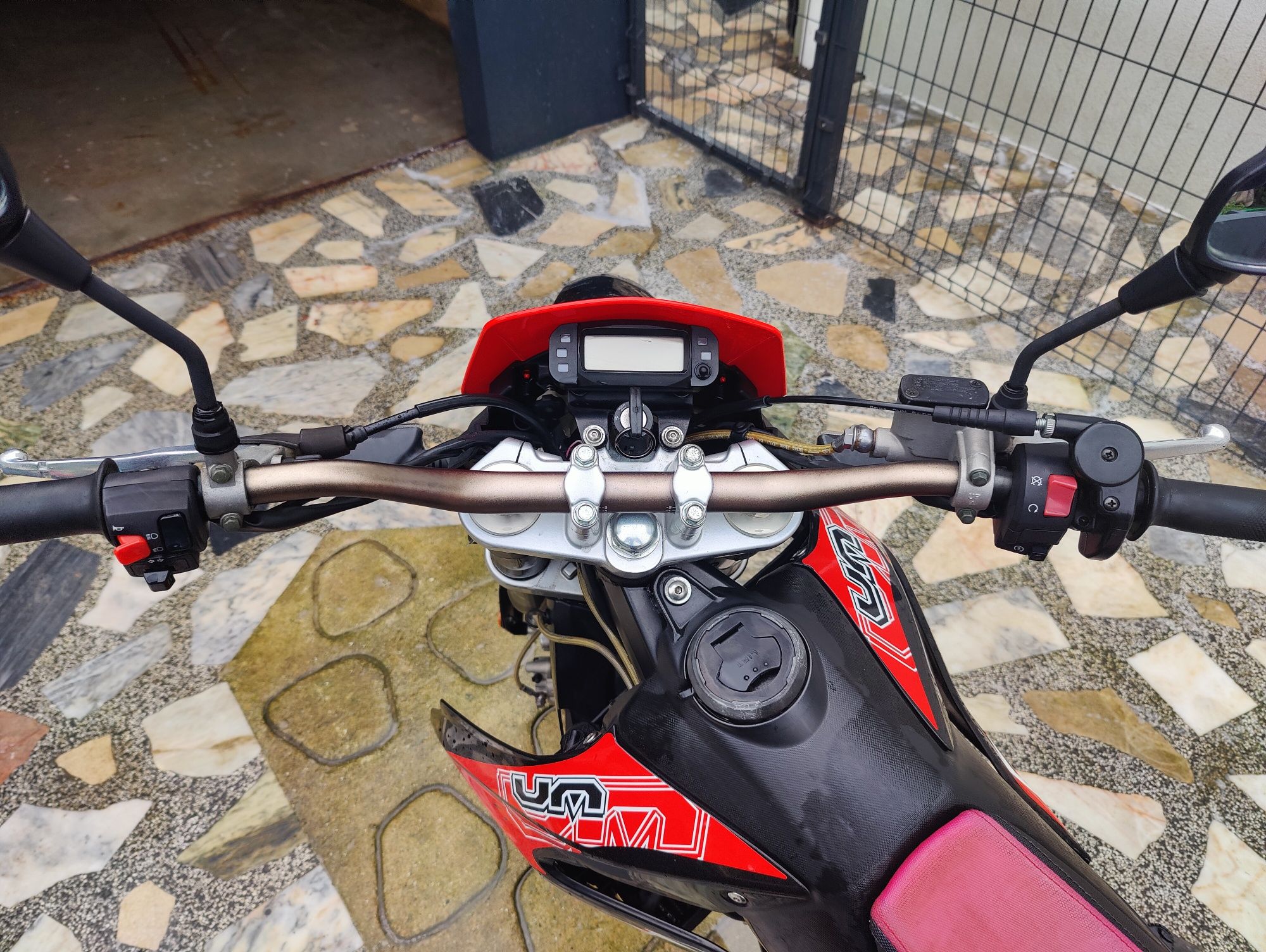 Mota UM DSR 125 SM